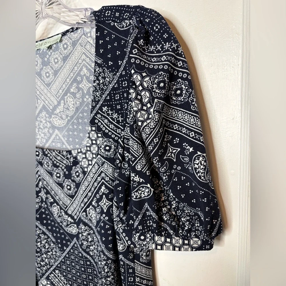 Cleo Petite XS Navy Blue Bandana Print Square Neck Puff Sleeve Top Boho Hippie